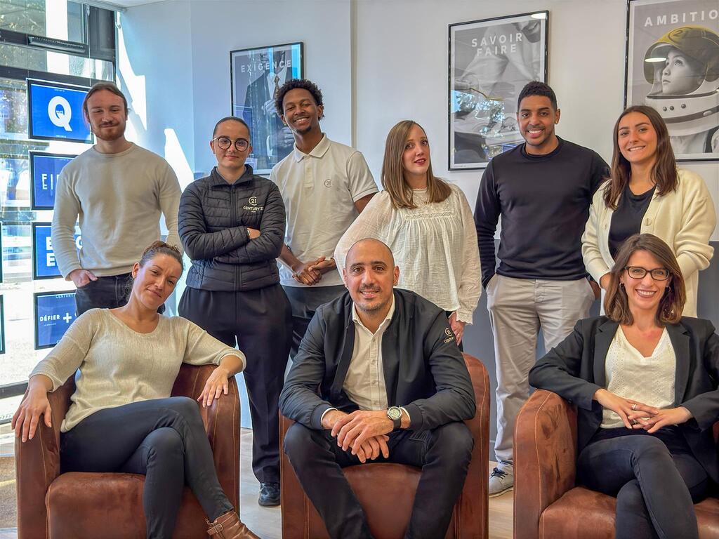l'équipe de l'agence ACV