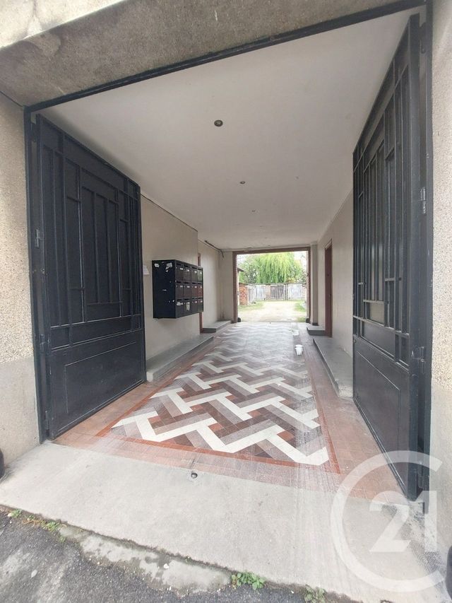 Appartement F3 à louer - 3 pièces - 47.22 m2 - CHOISY LE ROI - 94 - ILE-DE-FRANCE - Century 21 Acv