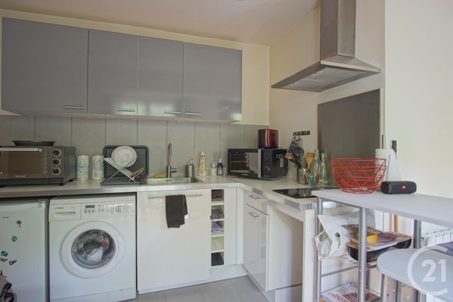 Appartement F2 à louer - 2 pièces - 32.75 m2 - CHOISY LE ROI - 94 - ILE-DE-FRANCE - Century 21 Acv