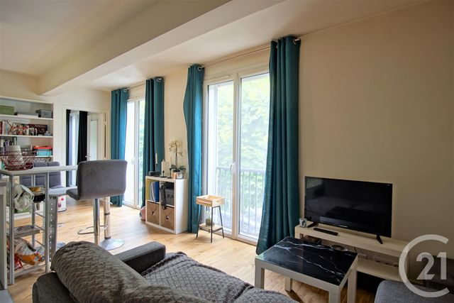 Appartement F2 à louer CHOISY LE ROI