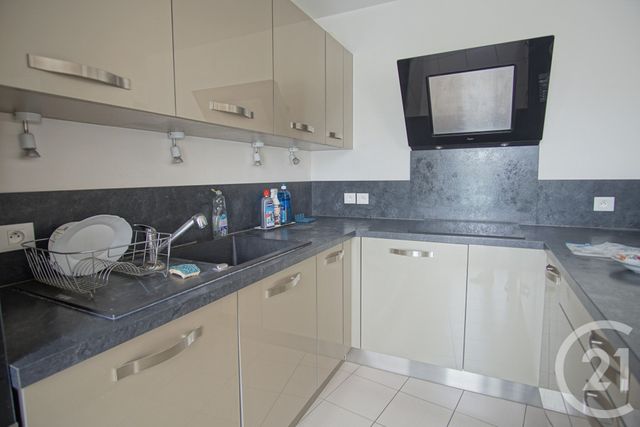 Appartement F4 à louer - 4 pièces - 81.17 m2 - CHOISY LE ROI - 94 - ILE-DE-FRANCE - Century 21 Acv