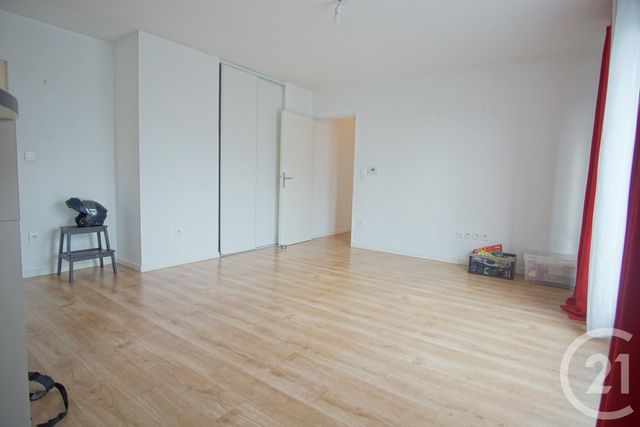 Appartement F4 à louer - 4 pièces - 81.17 m2 - CHOISY LE ROI - 94 - ILE-DE-FRANCE - Century 21 Acv