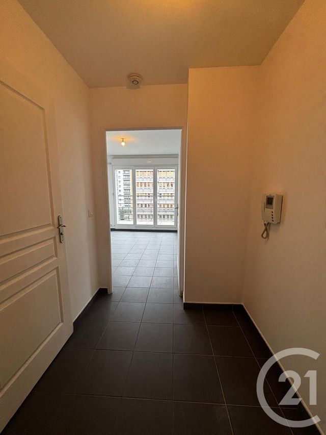 Appartement Studio à louer - 1 pièce - 26.5 m2 - CHOISY LE ROI - 94 - ILE-DE-FRANCE - Century 21 Acv
