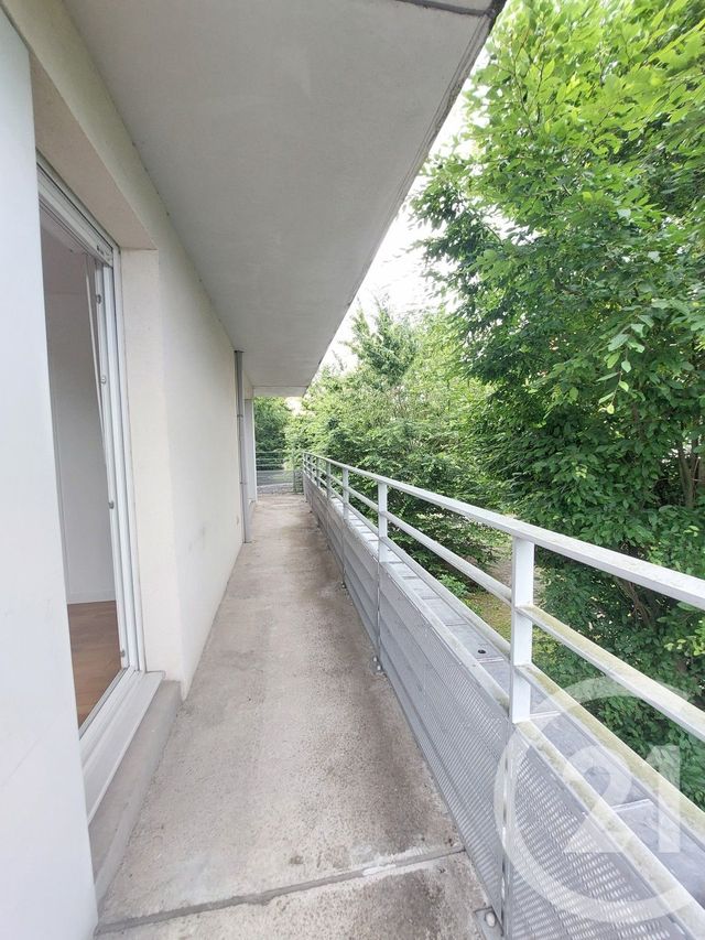 Appartement F5 à louer - 5 pièces - 94.02 m2 - CRETEIL - 94 - ILE-DE-FRANCE - Century 21 Acv