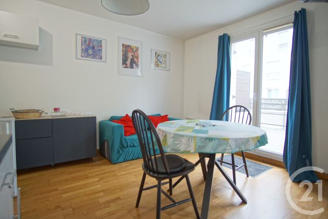 Appartement F1 à louer - 1 pièce - 32.4 m2 - VILLENEUVE LE ROI - 94 - ILE-DE-FRANCE - Century 21 Acv