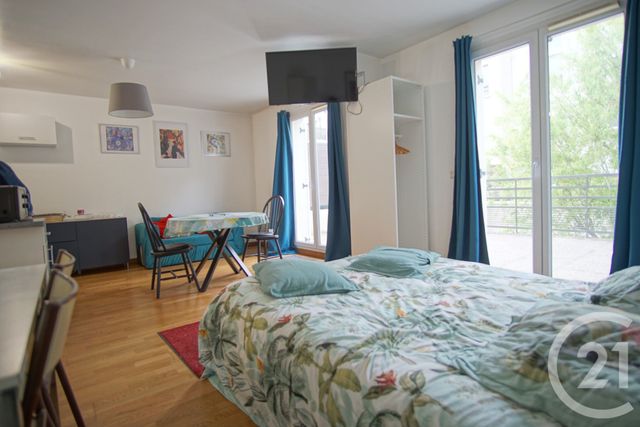 Appartement F1 à louer - 1 pièce - 32.4 m2 - VILLENEUVE LE ROI - 94 - ILE-DE-FRANCE - Century 21 Acv