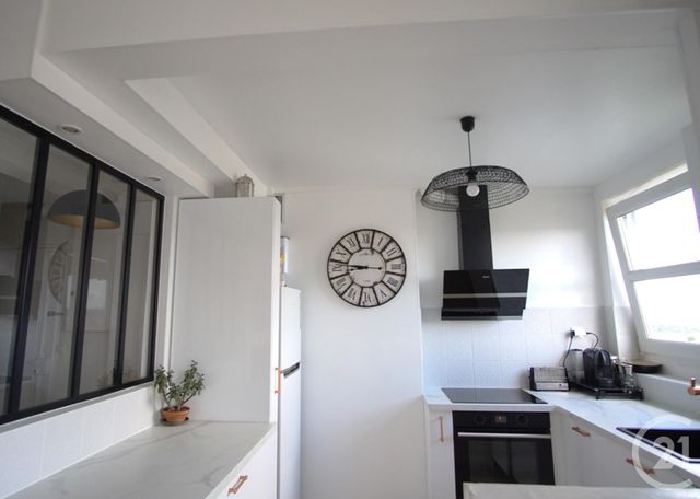 Appartement F2 à louer - 2 pièces - 54.72 m2 - CRETEIL - 94 - ILE-DE-FRANCE - Century 21 Acv