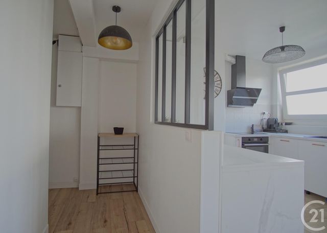 Appartement F2 à louer - 2 pièces - 54.72 m2 - CRETEIL - 94 - ILE-DE-FRANCE - Century 21 Acv