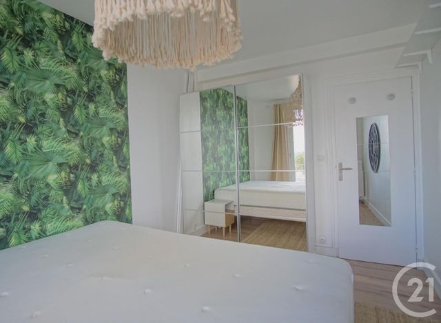 Appartement F2 à louer - 2 pièces - 54.72 m2 - CRETEIL - 94 - ILE-DE-FRANCE - Century 21 Acv
