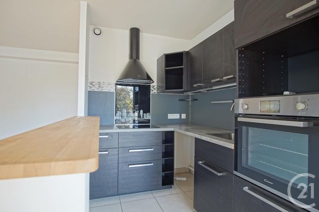 Appartement F2 à louer - 2 pièces - 49.26 m2 - ORLY - 94 - ILE-DE-FRANCE - Century 21 Acv