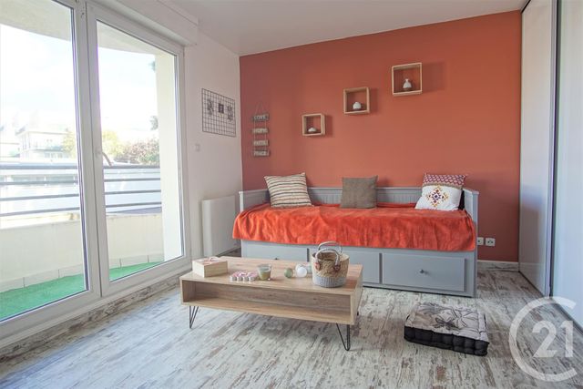 Appartement F1 à louer - 1 pièce - 21.3 m2 - CHOISY LE ROI - 94 - ILE-DE-FRANCE - Century 21 Acv