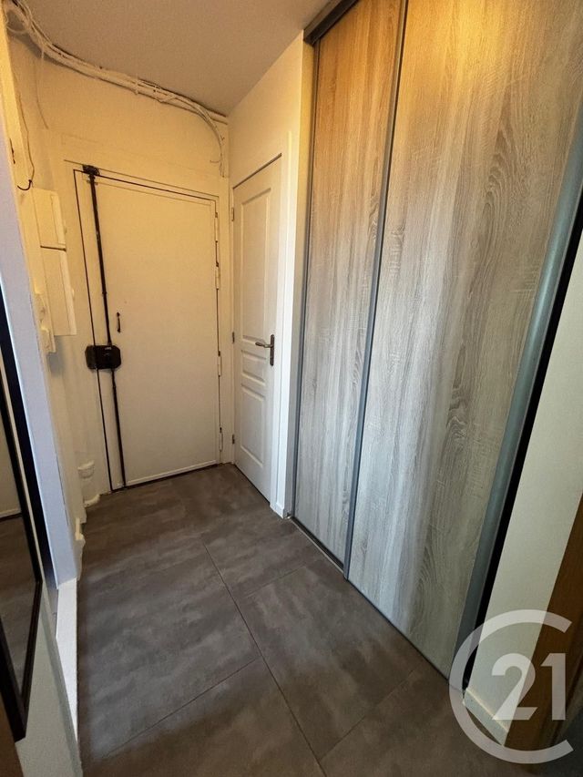 Appartement F2 à louer - 2 pièces - 40.25 m2 - CRETEIL - 94 - ILE-DE-FRANCE - Century 21 Acv