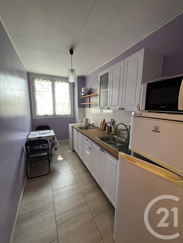 Appartement F2 à louer - 2 pièces - 40.25 m2 - CRETEIL - 94 - ILE-DE-FRANCE - Century 21 Acv