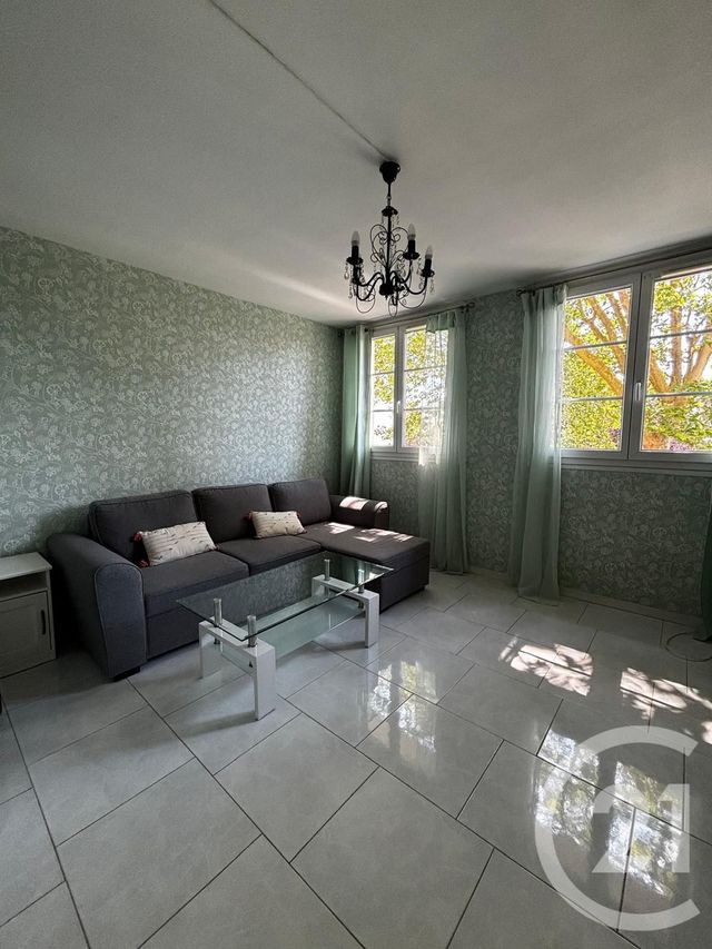 Appartement F2 à louer - 2 pièces - 40.25 m2 - CRETEIL - 94 - ILE-DE-FRANCE - Century 21 Acv