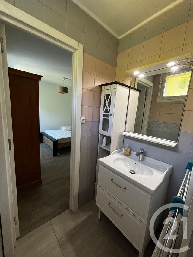 Appartement F2 à louer - 2 pièces - 40.25 m2 - CRETEIL - 94 - ILE-DE-FRANCE - Century 21 Acv