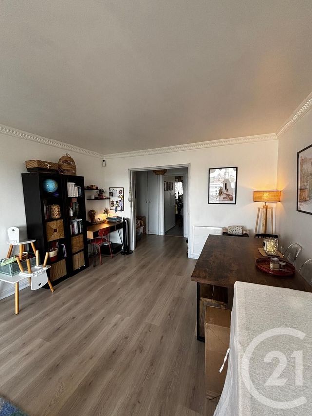 Appartement F3 à louer - 3 pièces - 69.0 m2 - MAISONS ALFORT - 94 - ILE-DE-FRANCE - Century 21 Acv