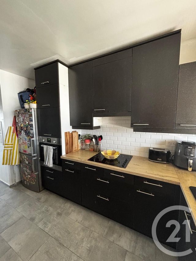 Appartement F3 à louer - 3 pièces - 69.0 m2 - MAISONS ALFORT - 94 - ILE-DE-FRANCE - Century 21 Acv