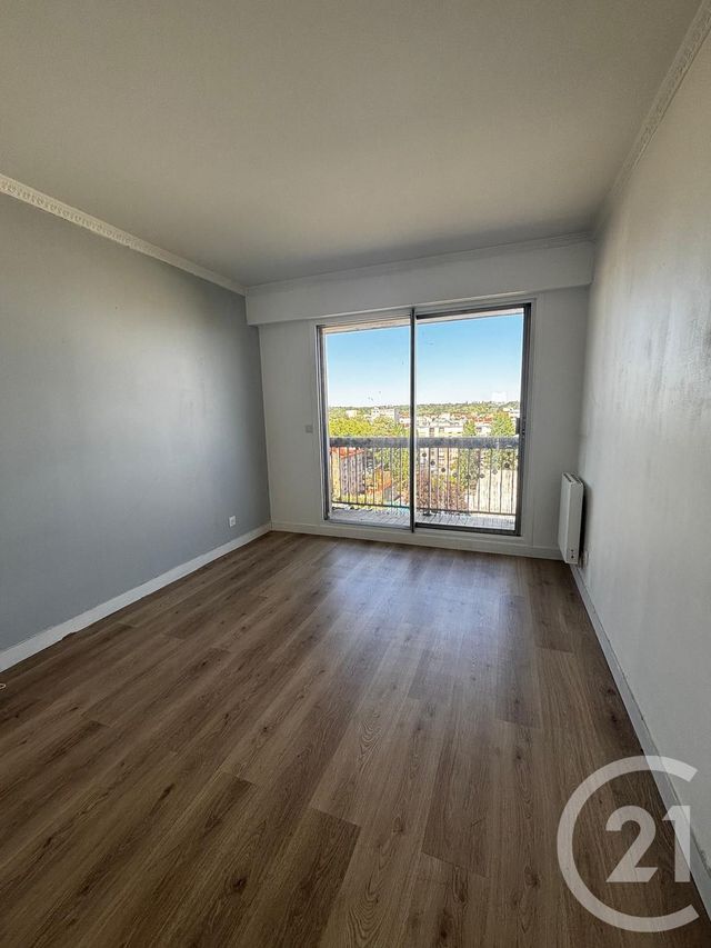 Appartement F3 à louer - 3 pièces - 69.0 m2 - MAISONS ALFORT - 94 - ILE-DE-FRANCE - Century 21 Acv