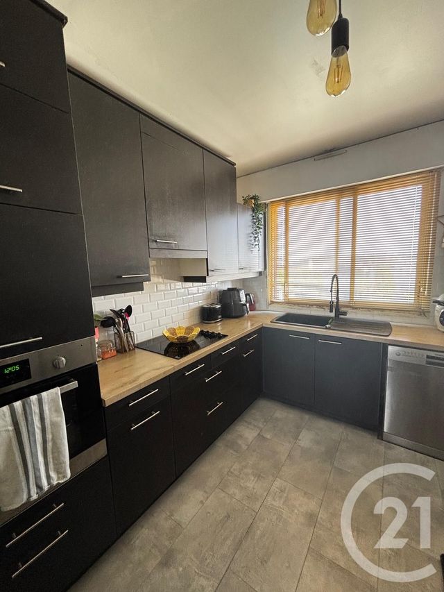 Appartement F3 à louer - 3 pièces - 69.0 m2 - MAISONS ALFORT - 94 - ILE-DE-FRANCE - Century 21 Acv