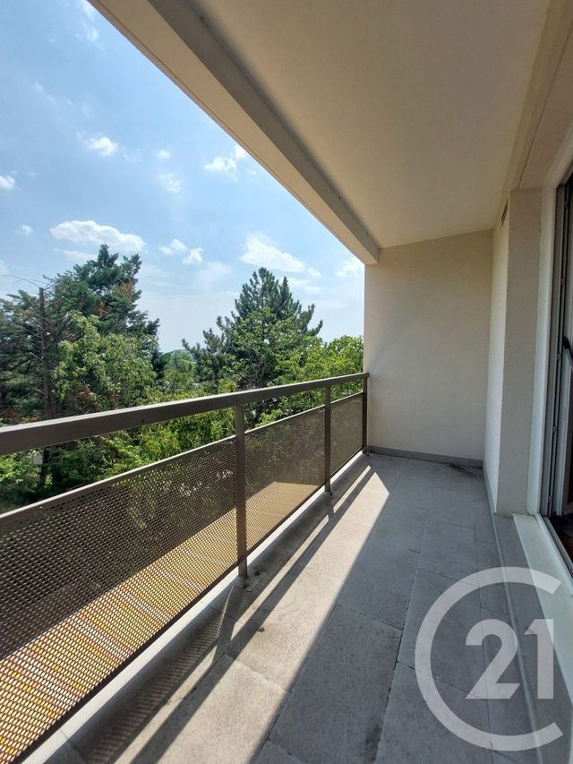 Appartement F4 à louer - 4 pièces - 79.0 m2 - BONNEUIL SUR MARNE - 94 - ILE-DE-FRANCE - Century 21 Acv