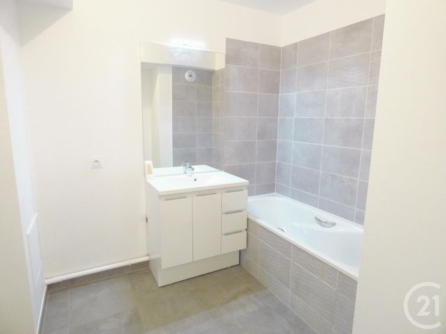 Appartement F3 à louer - 3 pièces - 60.95 m2 - THIAIS - 94 - ILE-DE-FRANCE - Century 21 Acv
