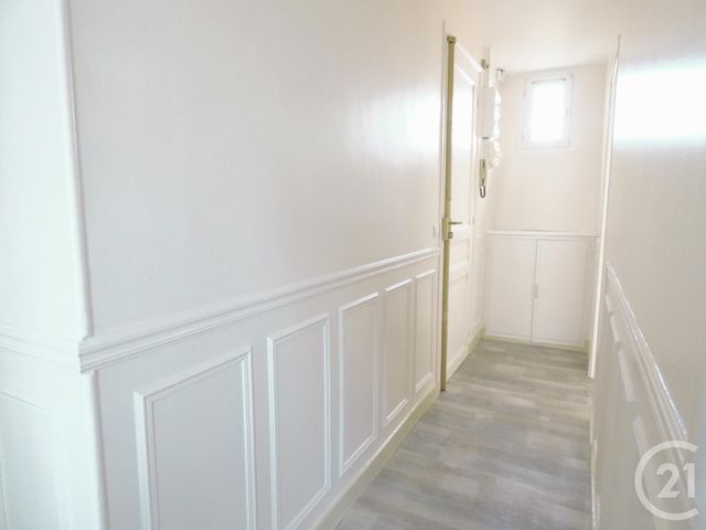Appartement F2 à louer - 2 pièces - 36.93 m2 - CHOISY LE ROI - 94 - ILE-DE-FRANCE - Century 21 Acv