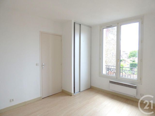 Appartement F2 à louer - 2 pièces - 36.93 m2 - CHOISY LE ROI - 94 - ILE-DE-FRANCE - Century 21 Acv