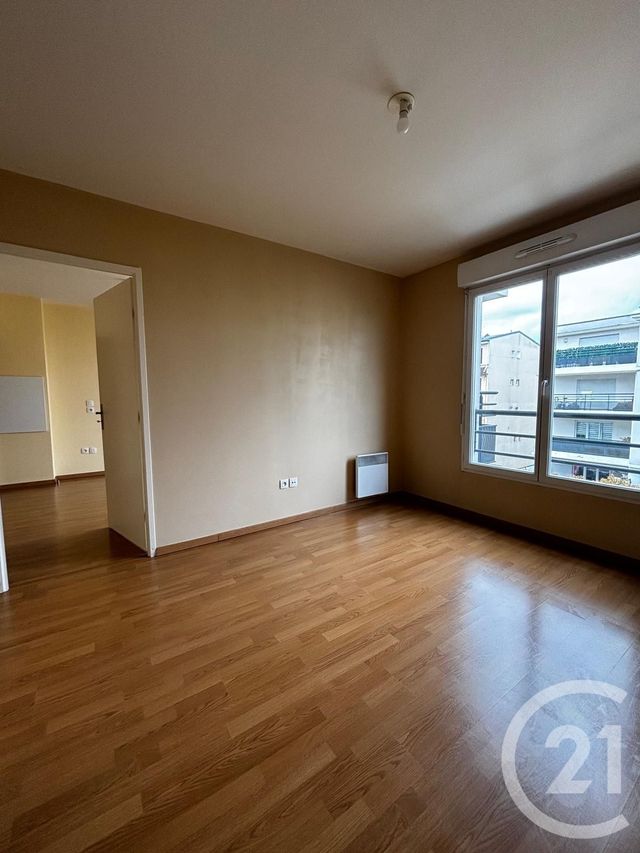 Appartement F2 à louer - 2 pièces - 42.11 m2 - CHOISY LE ROI - 94 - ILE-DE-FRANCE - Century 21 Acv