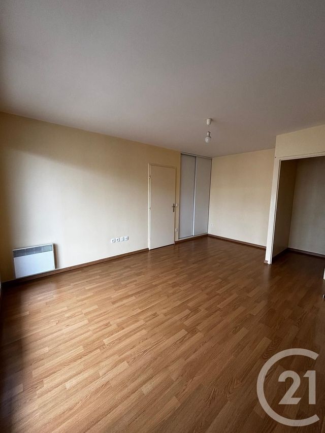 Appartement F2 à louer - 2 pièces - 42.11 m2 - CHOISY LE ROI - 94 - ILE-DE-FRANCE - Century 21 Acv