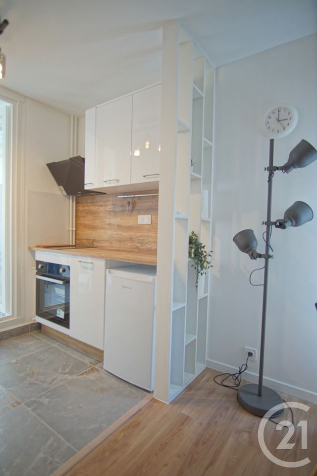 Appartement F2 à louer - 2 pièces - 45.0 m2 - CRETEIL - 94 - ILE-DE-FRANCE - Century 21 Acv