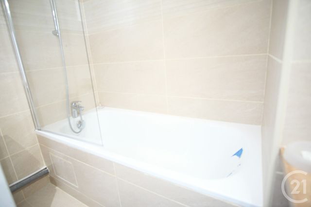 Appartement F2 à louer - 2 pièces - 45.0 m2 - CRETEIL - 94 - ILE-DE-FRANCE - Century 21 Acv