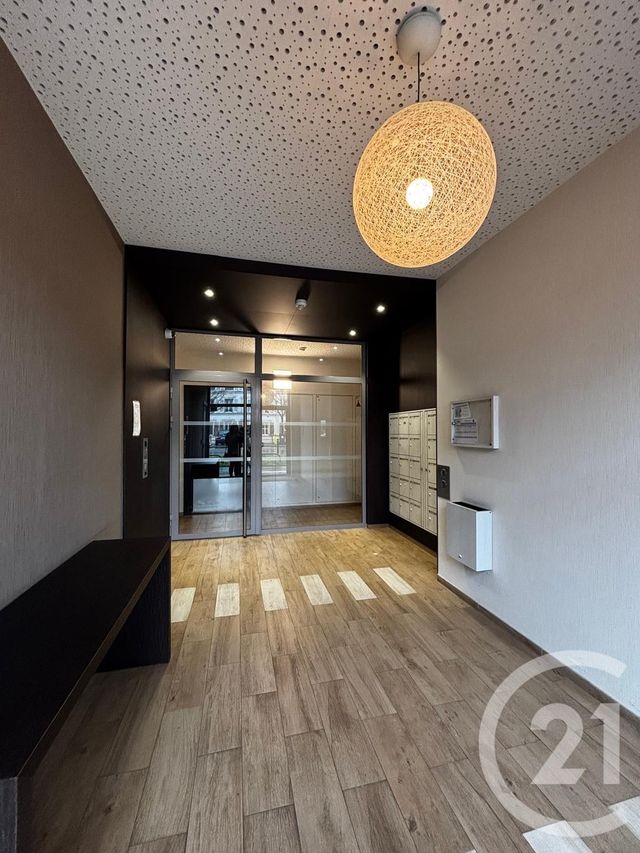 Appartement F2 à louer - 2 pièces - 47.7 m2 - CRETEIL - 94 - ILE-DE-FRANCE - Century 21 Acv