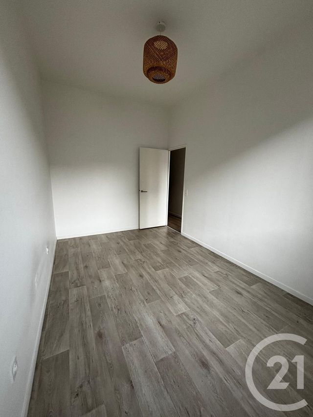 Appartement F2 à louer - 2 pièces - 47.7 m2 - CRETEIL - 94 - ILE-DE-FRANCE - Century 21 Acv