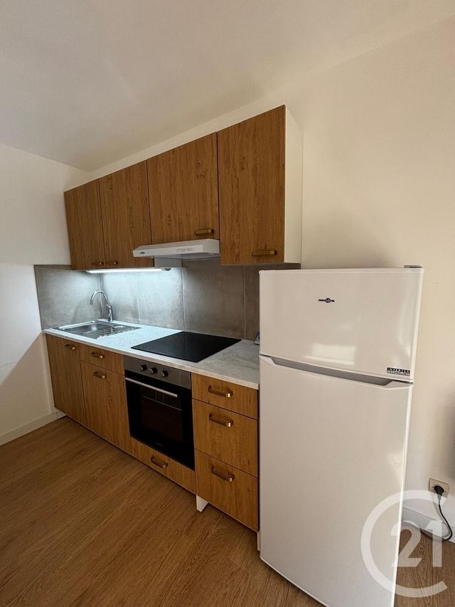 Appartement F2 à louer - 2 pièces - 42.85 m2 - CHOISY LE ROI - 94 - ILE-DE-FRANCE - Century 21 Acv