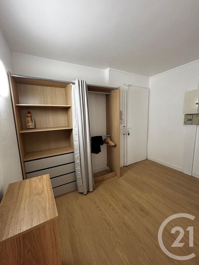 Appartement F2 à louer - 2 pièces - 42.85 m2 - CHOISY LE ROI - 94 - ILE-DE-FRANCE - Century 21 Acv