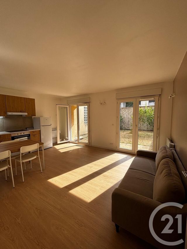 Appartement F2 à louer CHOISY LE ROI