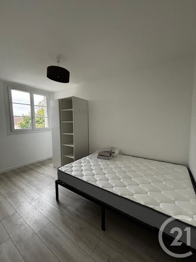 Appartement F3 à louer - 3 pièces - 52.35 m2 - CRETEIL - 94 - ILE-DE-FRANCE - Century 21 Acv