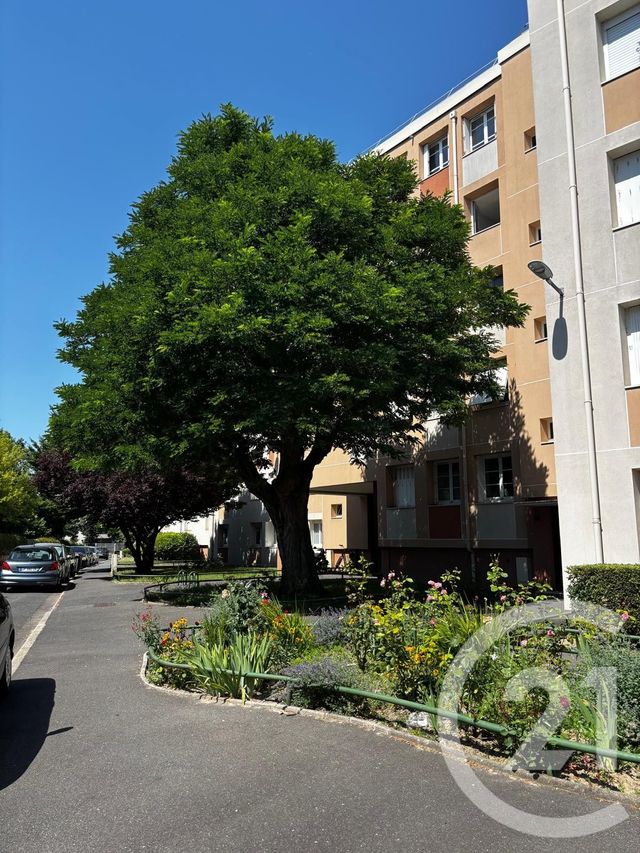 Appartement F3 à louer - 3 pièces - 52.35 m2 - CRETEIL - 94 - ILE-DE-FRANCE - Century 21 Acv