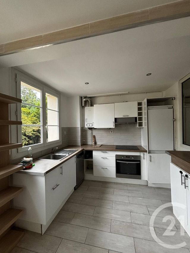 Appartement F3 à louer - 3 pièces - 52.35 m2 - CRETEIL - 94 - ILE-DE-FRANCE - Century 21 Acv