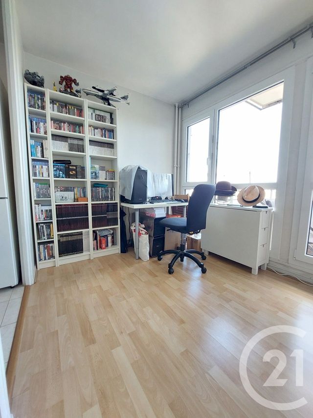 Appartement F2 à louer - 2 pièces - 47.92 m2 - CHOISY LE ROI - 94 - ILE-DE-FRANCE - Century 21 Acv