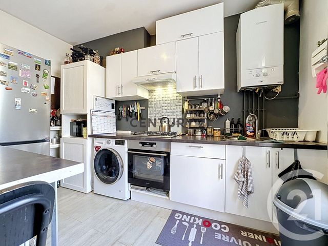 Appartement à vendre - 2 pièces - 45.05 m2 - CHOISY LE ROI - 94 - ILE-DE-FRANCE - Century 21 Acv