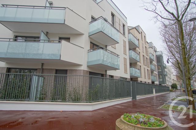 Appartement F2 à louer - 2 pièces - 40.56 m2 - CRETEIL - 94 - ILE-DE-FRANCE - Century 21 Acv