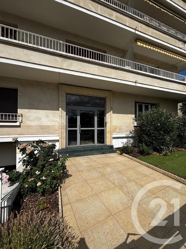 Appartement F1 à louer - 1 pièce - 23.53 m2 - CHESSY - 77 - ILE-DE-FRANCE - Century 21 Acv