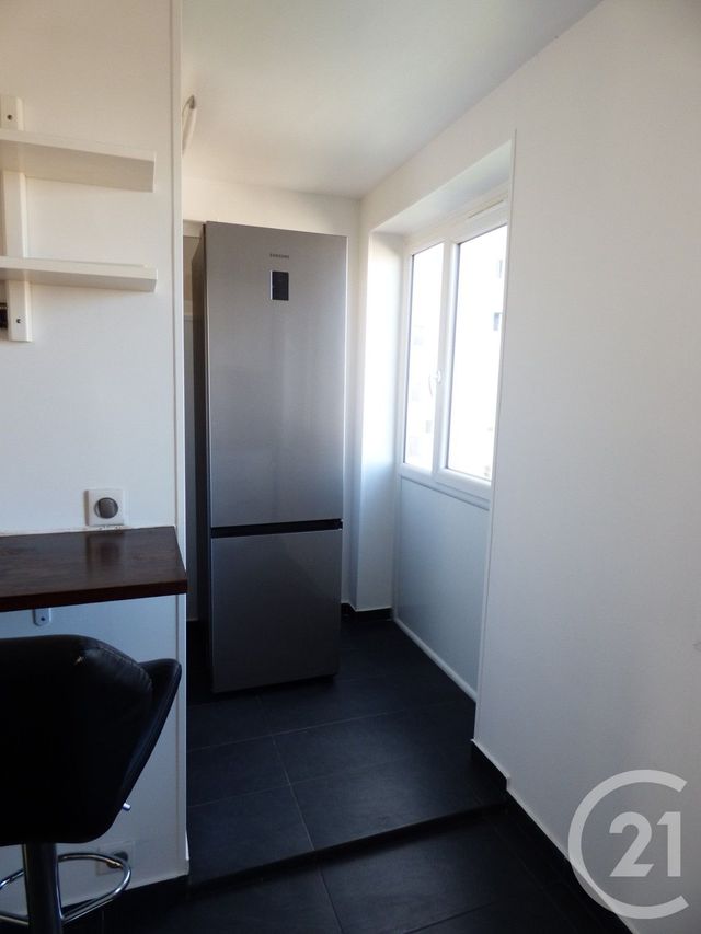 Appartement F3 à louer - 3 pièces - 55.92 m2 - CRETEIL - 94 - ILE-DE-FRANCE - Century 21 Acv