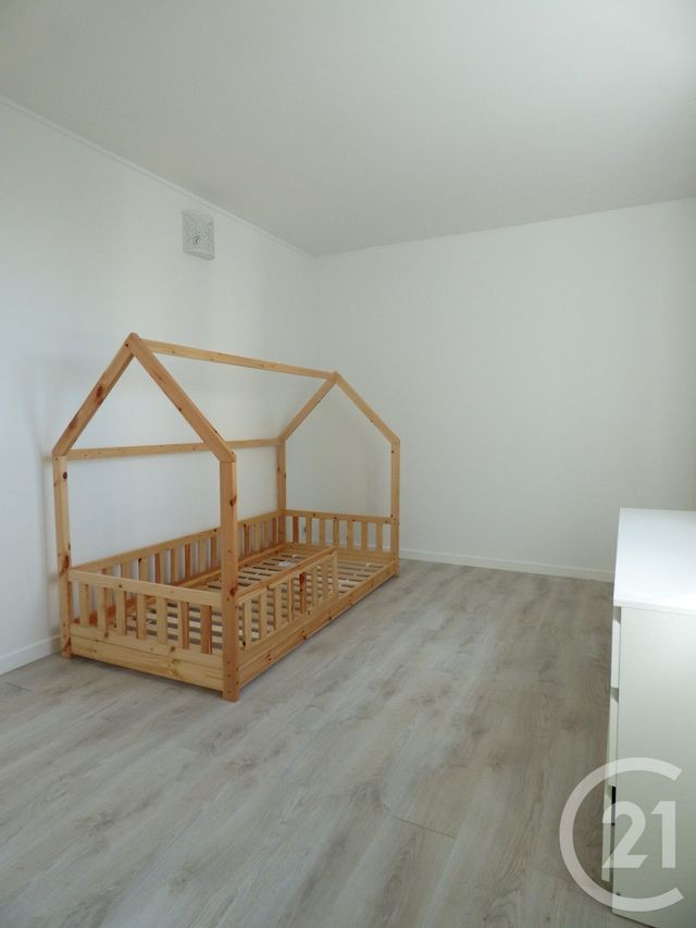 Appartement F3 à louer - 3 pièces - 55.92 m2 - CRETEIL - 94 - ILE-DE-FRANCE - Century 21 Acv