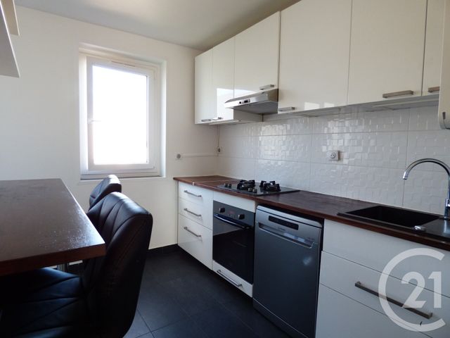 Appartement F3 à louer - 3 pièces - 55.92 m2 - CRETEIL - 94 - ILE-DE-FRANCE - Century 21 Acv