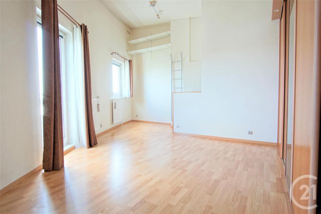 Appartement F4 à louer - 4 pièces - 81.64 m2 - CRETEIL - 94 - ILE-DE-FRANCE - Century 21 Acv
