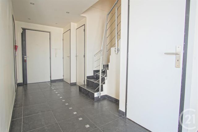 Appartement F4 à louer - 4 pièces - 81.64 m2 - CRETEIL - 94 - ILE-DE-FRANCE - Century 21 Acv