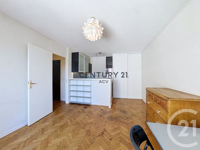 Appartement Studio à vendre - 1 pièce - 25.33 m2 - ST MAURICE - 94 - ILE-DE-FRANCE - Century 21 Acv