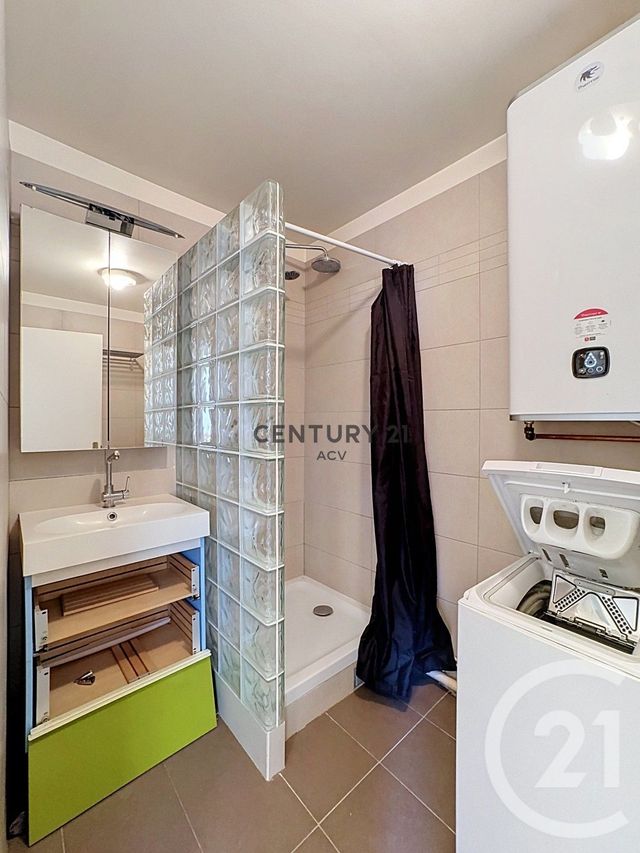 Appartement Studio à vendre - 1 pièce - 25.33 m2 - ST MAURICE - 94 - ILE-DE-FRANCE - Century 21 Acv